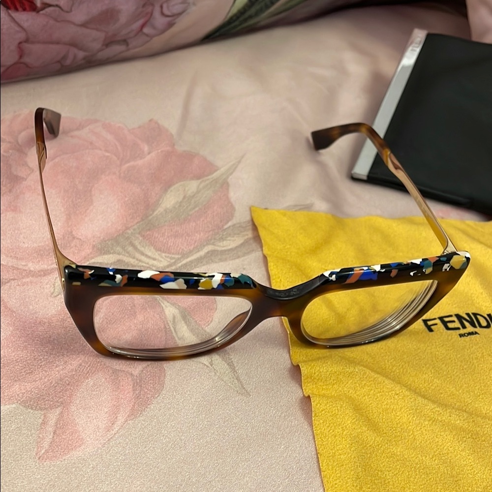 Fendi Brown Rectangular Glasses With Case - image 6